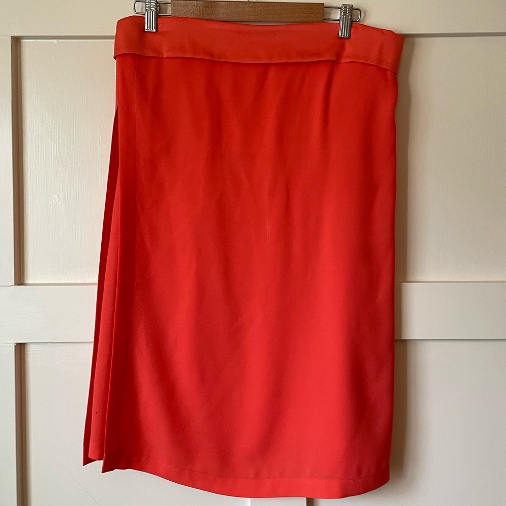 Gorgeous BCBG strapless mini dress